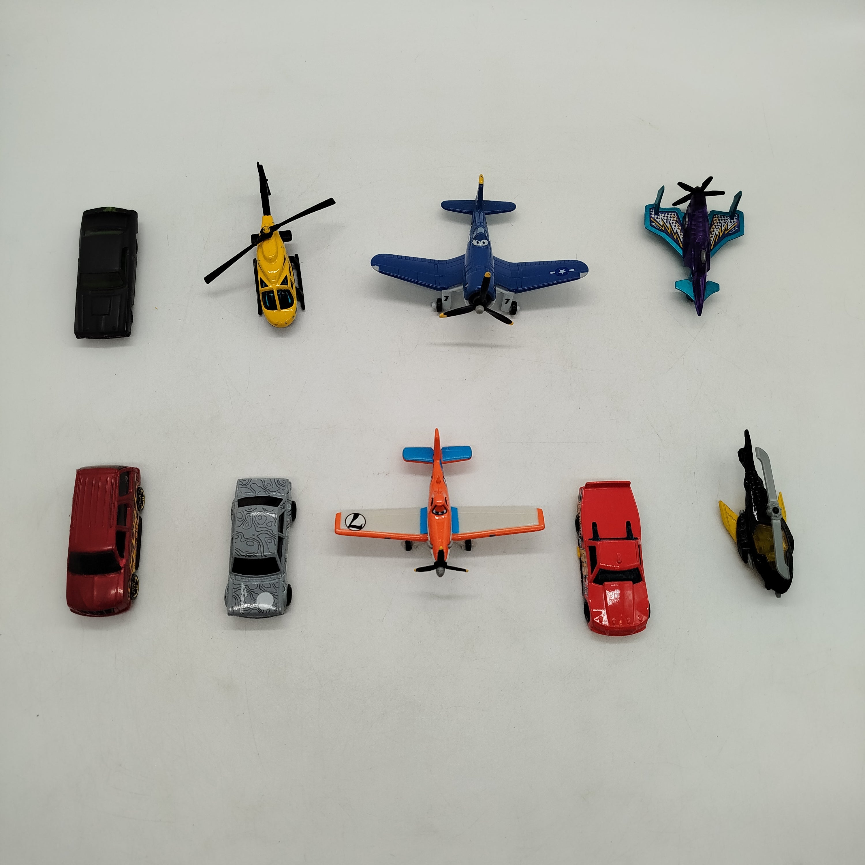 Bundle Hot Wheels x9 Fahrzeuge & Flugzeuge, neuwertig, ab 3 Jahre